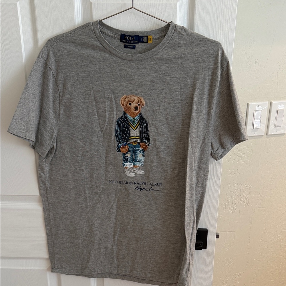 Polo Ralph Lauren Grey Bear Graphic T-Shirt men’s size large never worn no tags